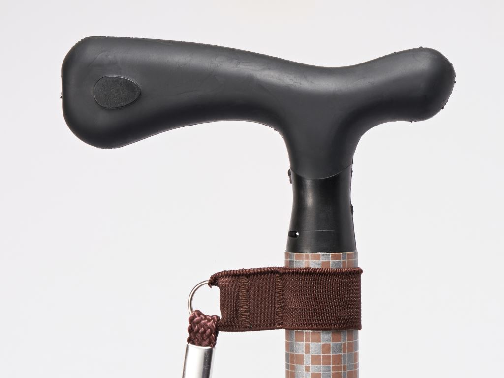 The soft and slip-resistant handle gives users a secure, comfortable, and convenient walking experience