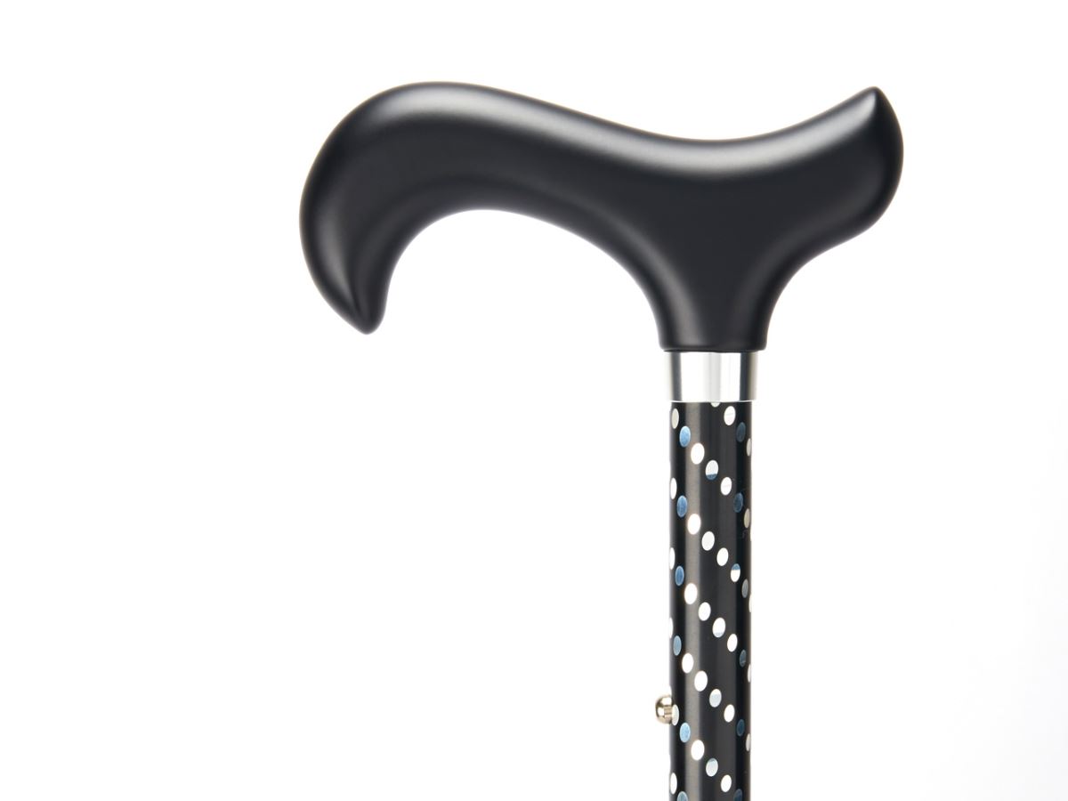Stylish derby handle made of Canadian maple