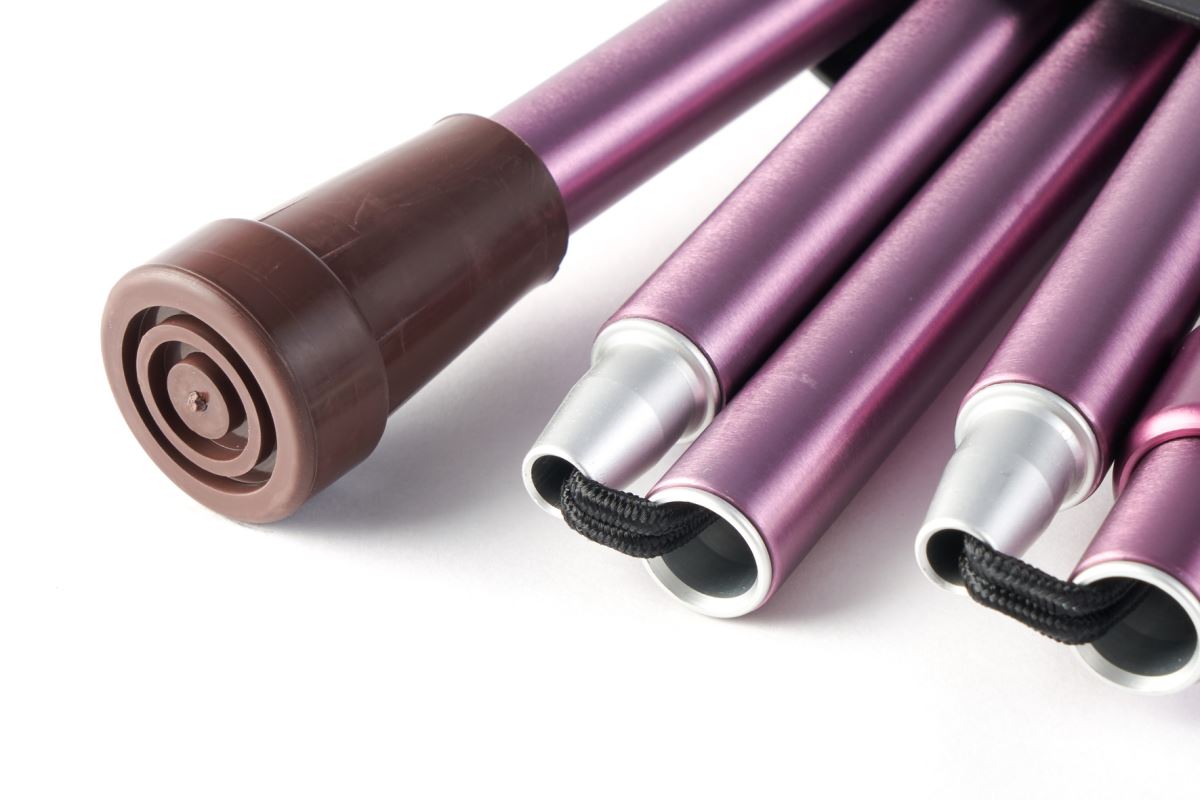 High-end metal EZjoint allows you to collapse the folding cane more easily