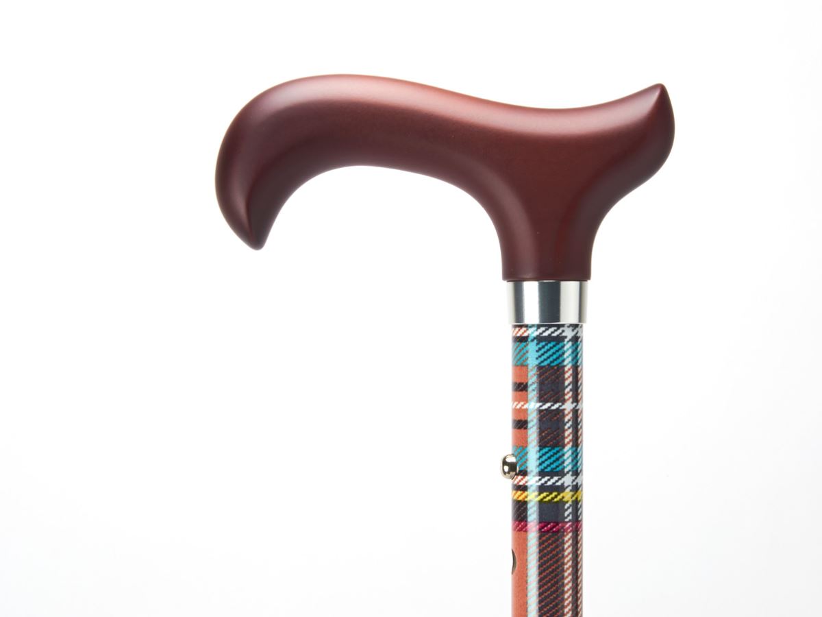  Stylish derby handle made of Canadian maple